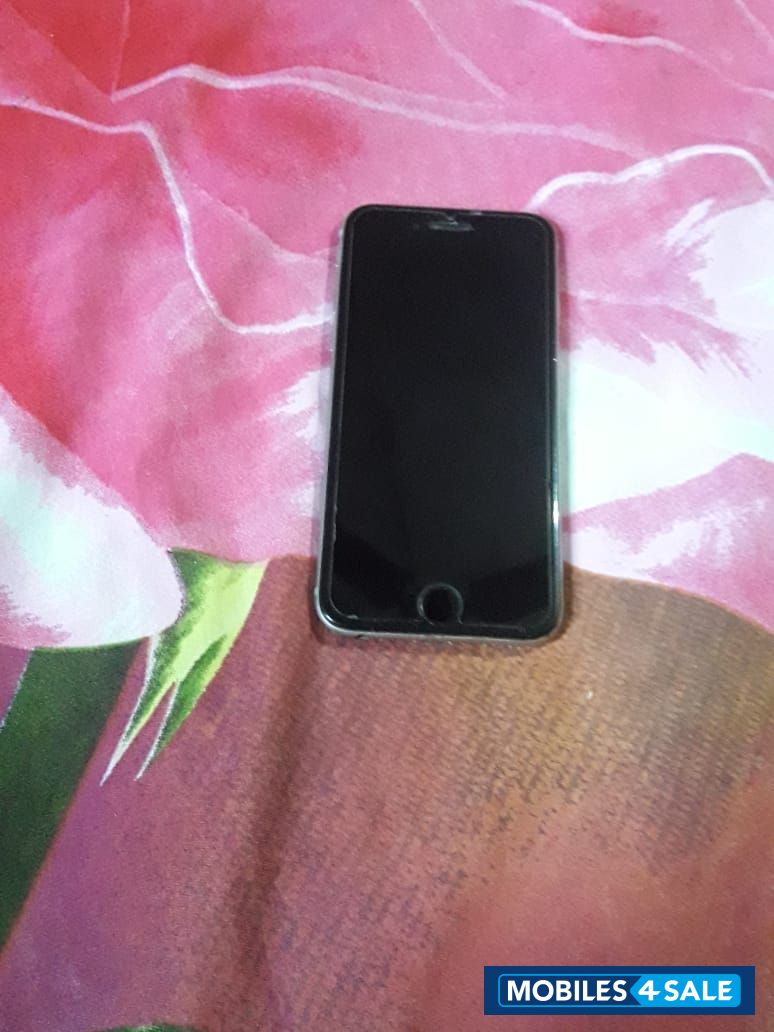 Apple  iphone6 16 gb black