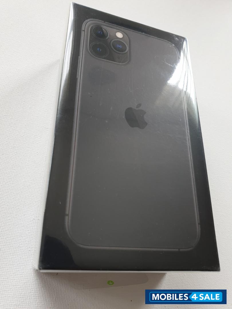 Space Gray Apple iPhone