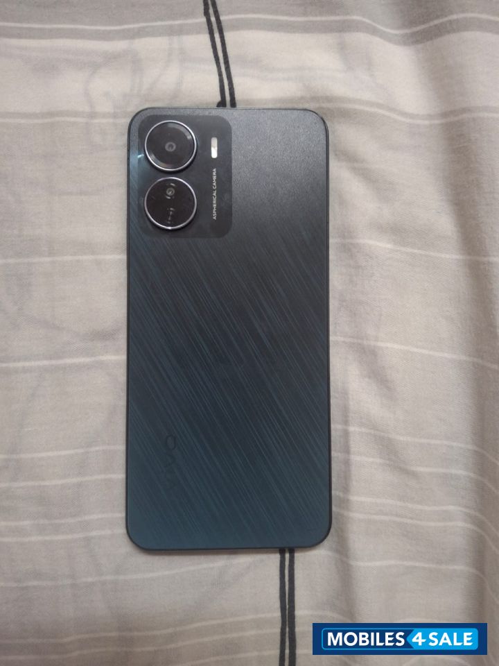 Stellar Black Vivo  Y16